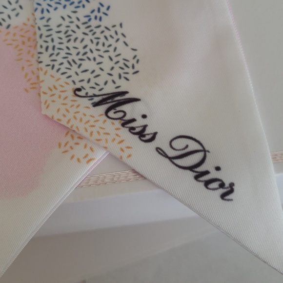 New authentic DIOR twilly / scarf / mitzah - Picture 4 of 8